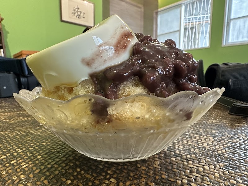 三時茶房